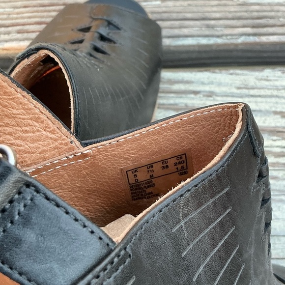 Clarks Black Mules with Decorative Lace Details - Picture 2 of 8